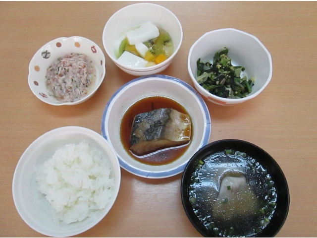 昼食献立