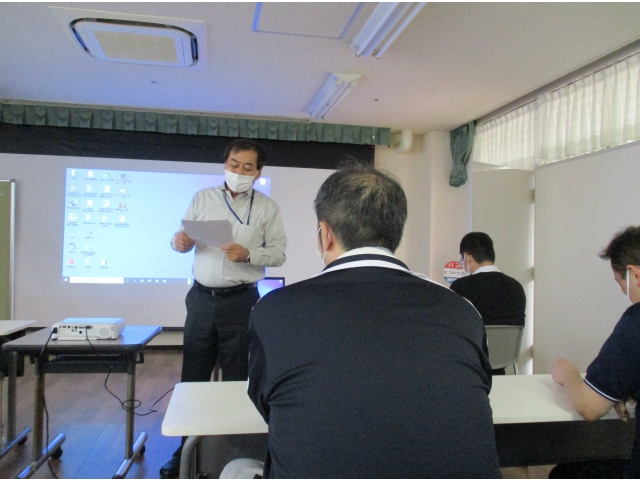 苑長より、適切なコミュニケーションの大切さを学びました。