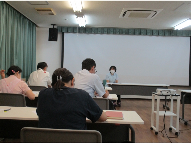 看護師から、褥瘡についての説明がありました。