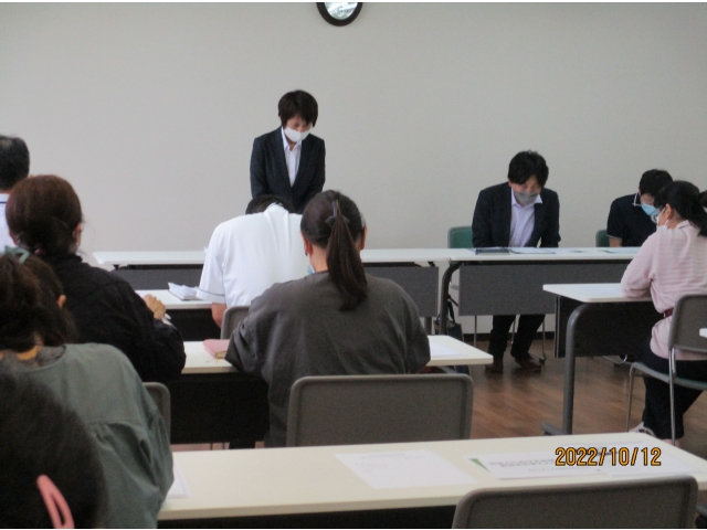 ネパールの視察に参加した事務局職員から、外国人技能実習生を受け入れる目的などについて説明がありました。