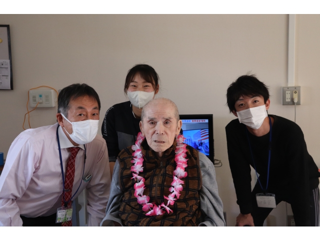 苑長と実習生と一緒に