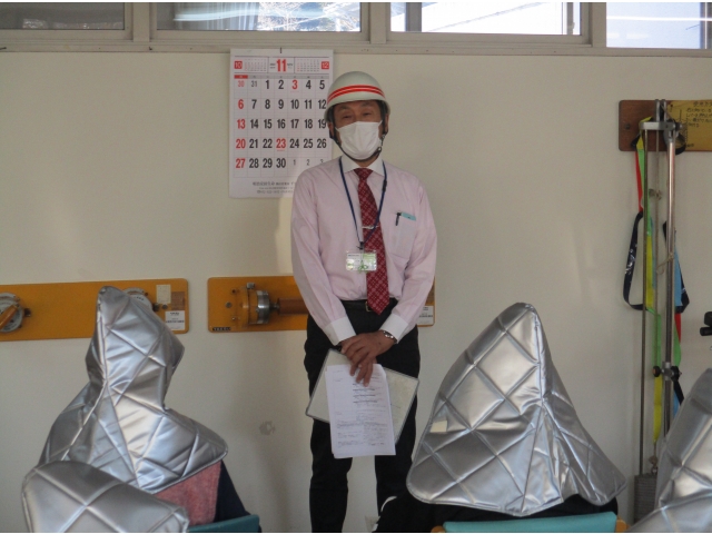 最後に苑長から総評があり、夜間を含めいつ起こるかわからない災害に備えて、今日の訓練を活かしていきたいです。