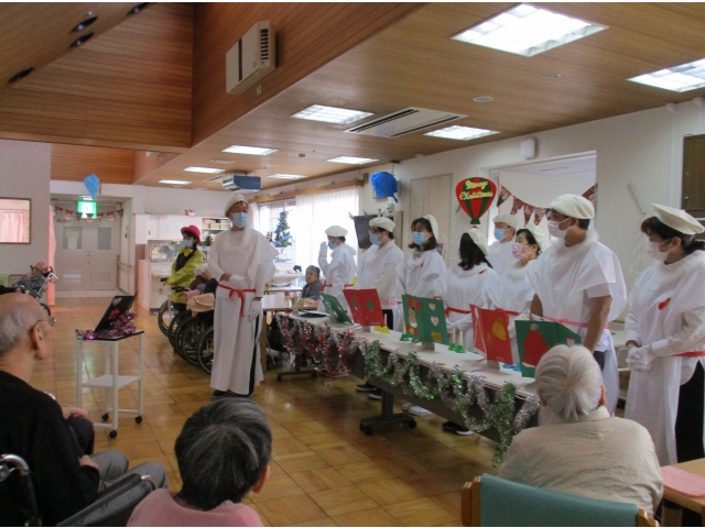 南の集会室でも披露