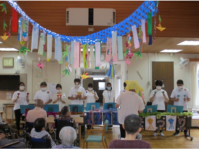 南棟食堂で