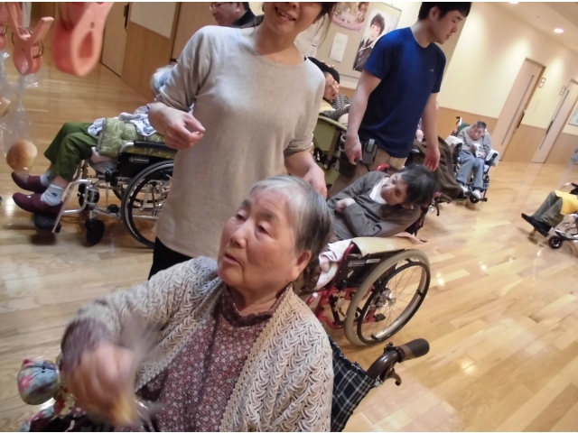 取るの早っ！