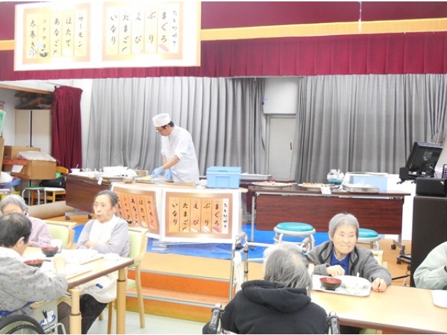 佐屋苑寿司開店