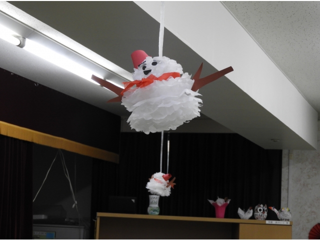 天井から雪だるま
