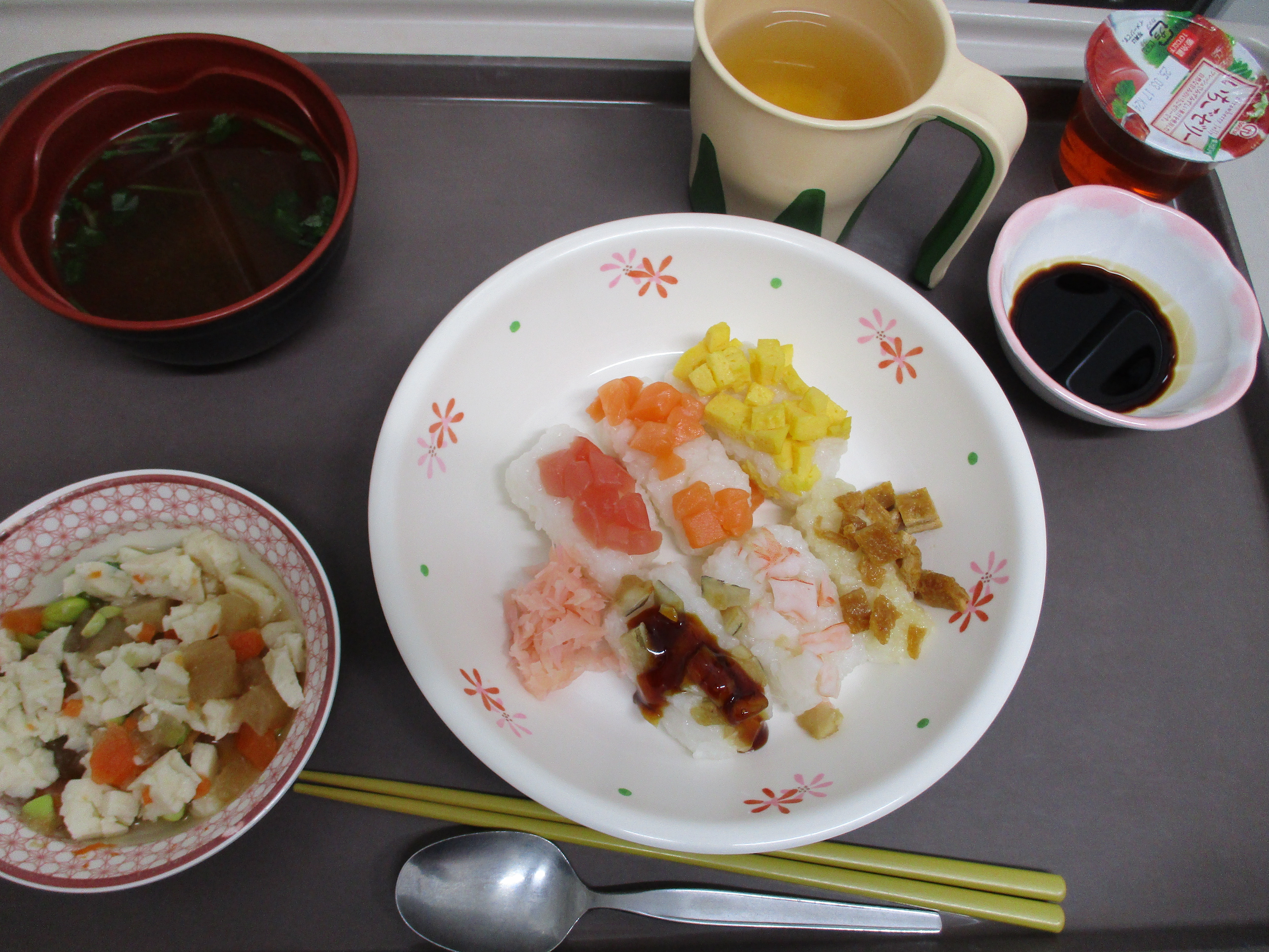 やわらかシャリ玉の粗きざみ食