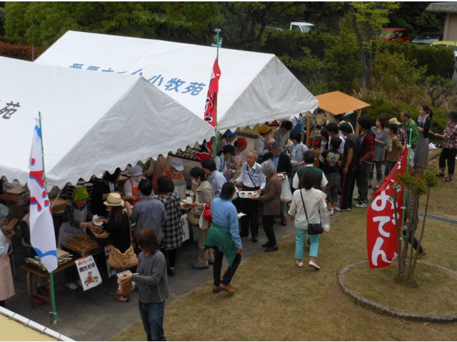 模擬店は大賑わい