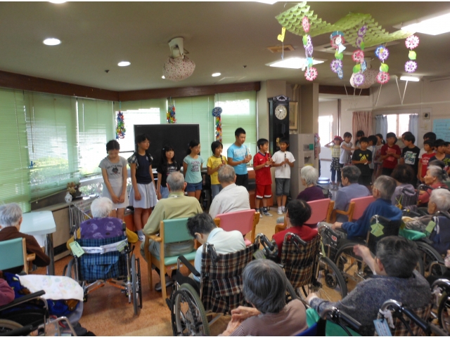 何の出し物があるのかな？たのしみです！