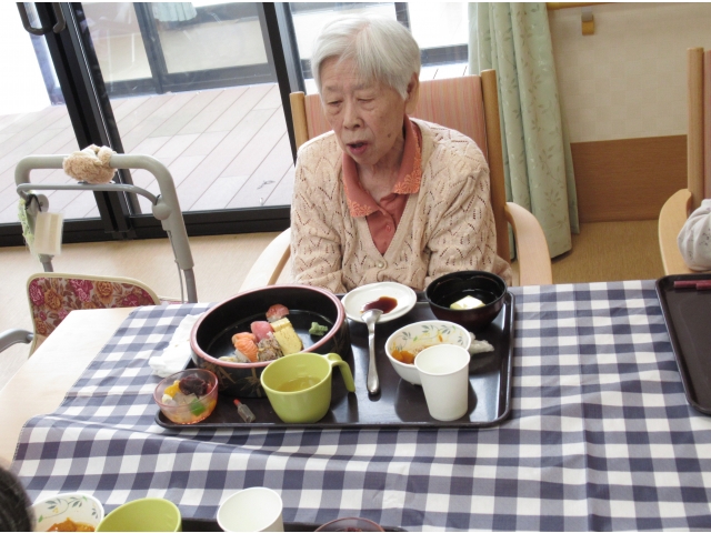 握り寿司！美味しそうです。