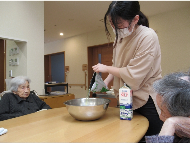メロン味の素をボールへ