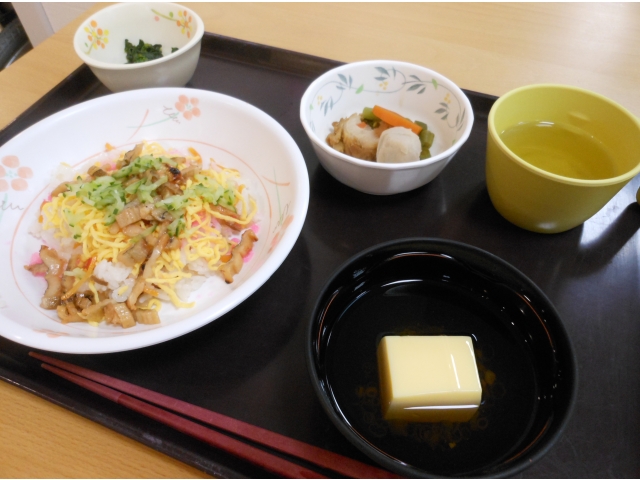 ちらし寿司が美味しそう！