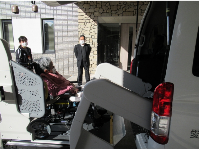 行ってきまーす。