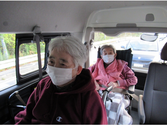 岩屋堂公園へ向かいます。