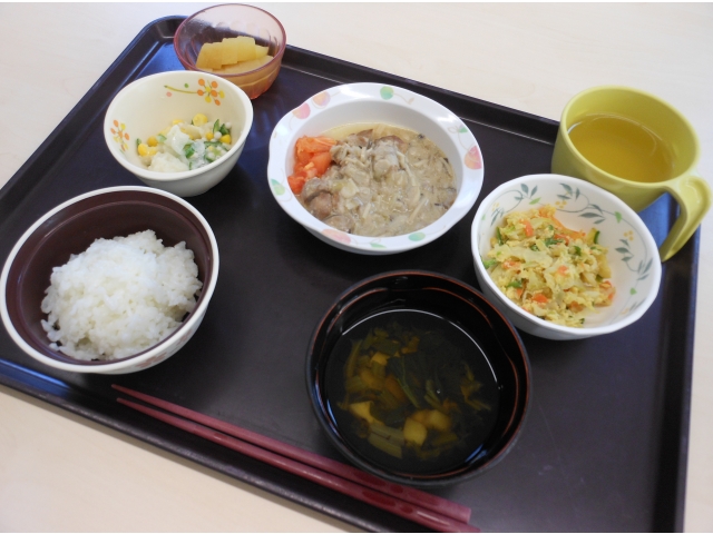 昼食のメニュー