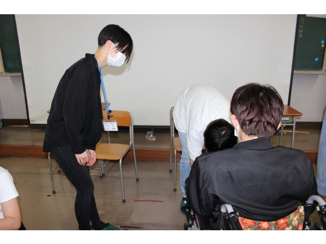 介護をする側、される側も体験