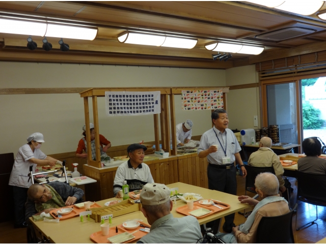 職人さん２名で握ってもらいました