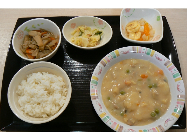 今回はクリームシチュー