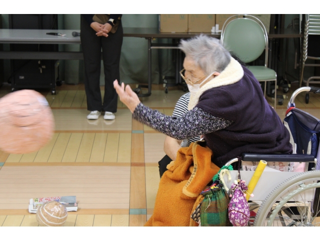 ナイススローです