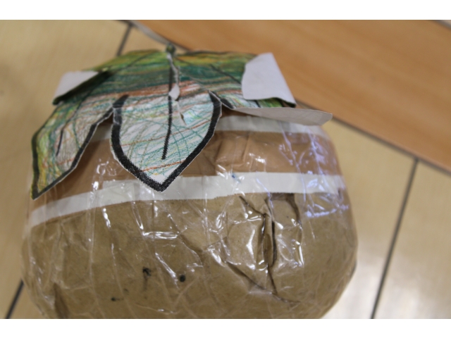 手作りどんぐりボール