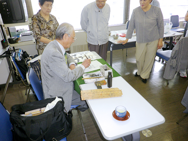 絵画・書道教室は、休館日を除き毎月第2火曜日（10時～12時）に開講
