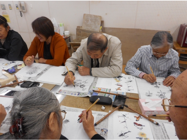 皆さんも菊の花を描いてみました。