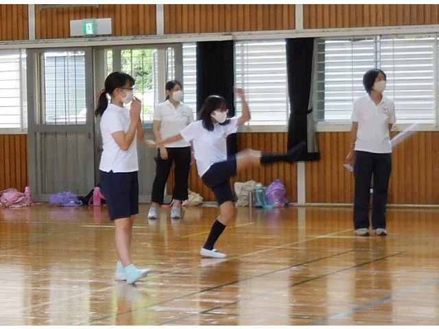 うわぐつ飛ばし